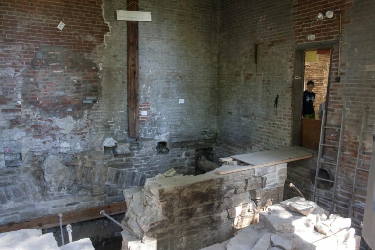 2 Gabriele Woolever Hist FCWaterWorks 1337 768x512