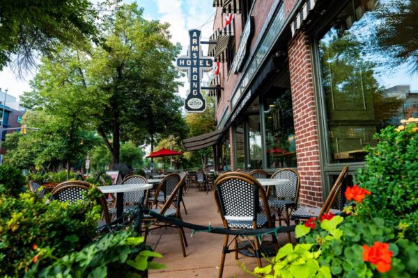 Ace_Cafe_Credit_Armstrong_Hotel_bbec85bc-f7fc-4648-a2b8-b7a012f1dfd0
