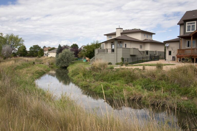 Gabriele Woolever Ditch Whitney 5884 1 768x512