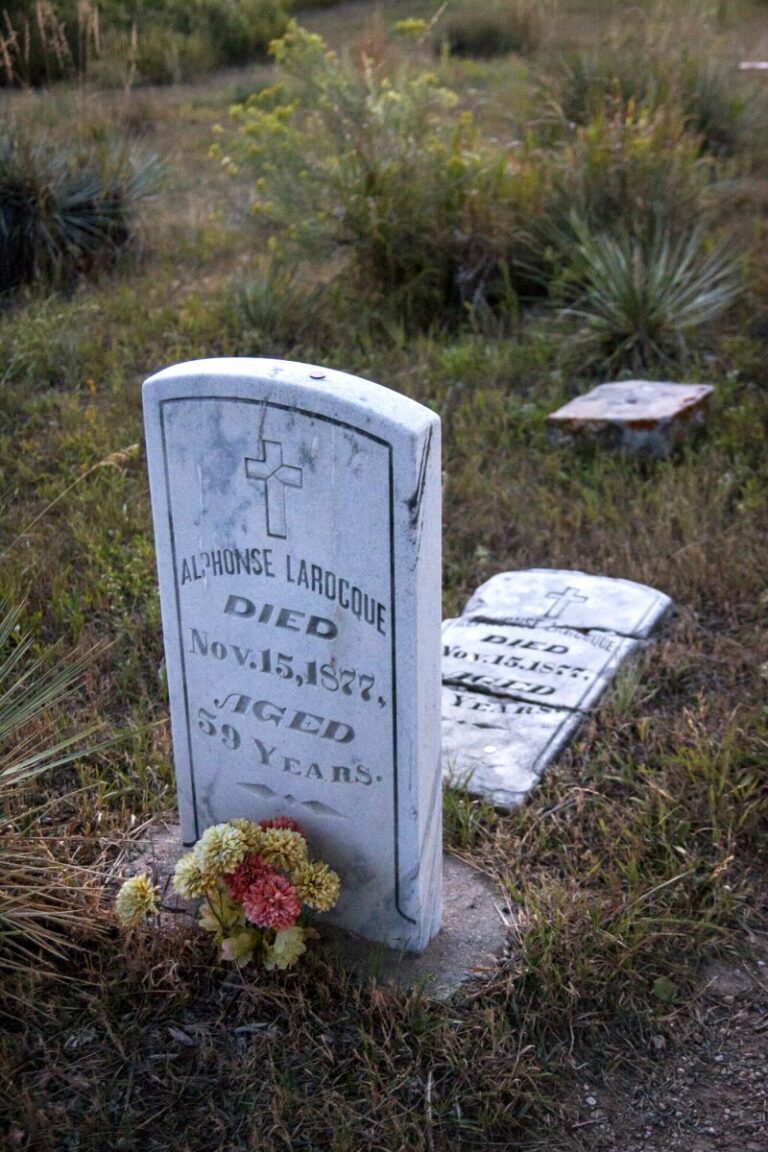 Gabriele Woolever Hist BinghamCem 4393 1 768x1152