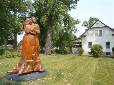 White Plumb farm waymarking 1